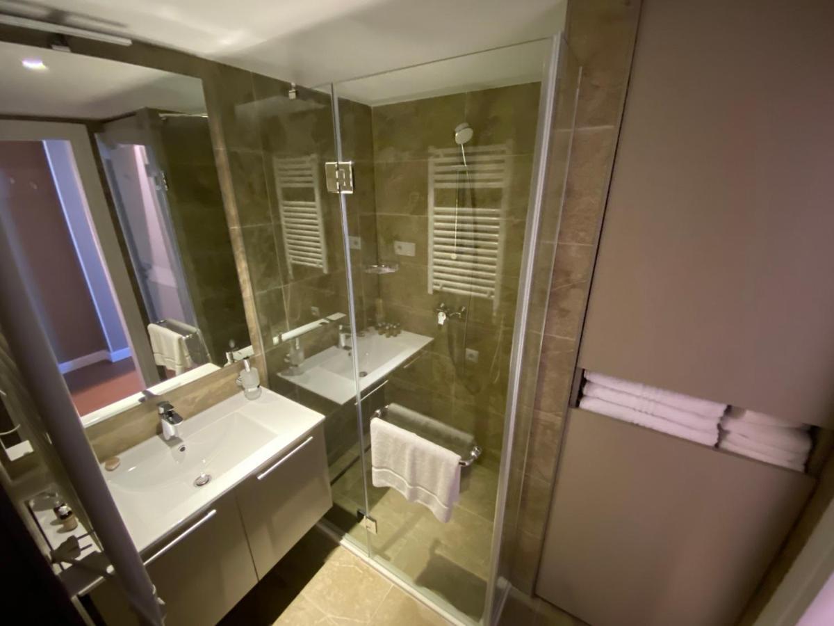 באטומי Gq Apartments On First Line מראה חיצוני תמונה