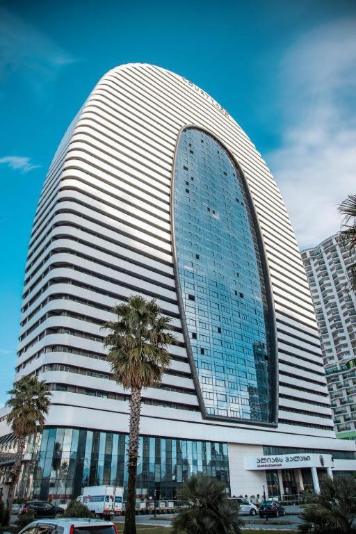 באטומי Gq Apartments On First Line מראה חיצוני תמונה