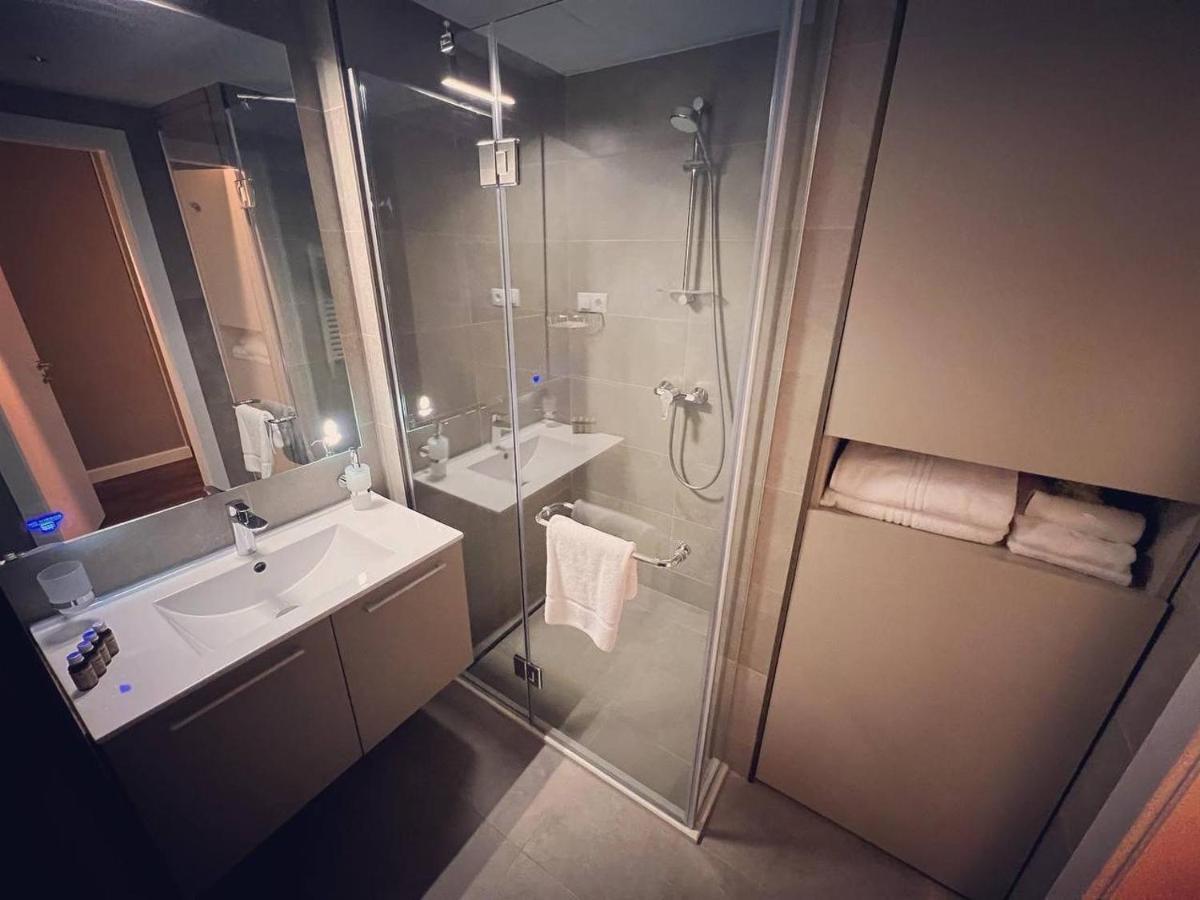 באטומי Gq Apartments On First Line מראה חיצוני תמונה