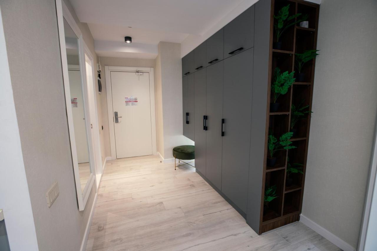 באטומי Gq Apartments On First Line מראה חיצוני תמונה