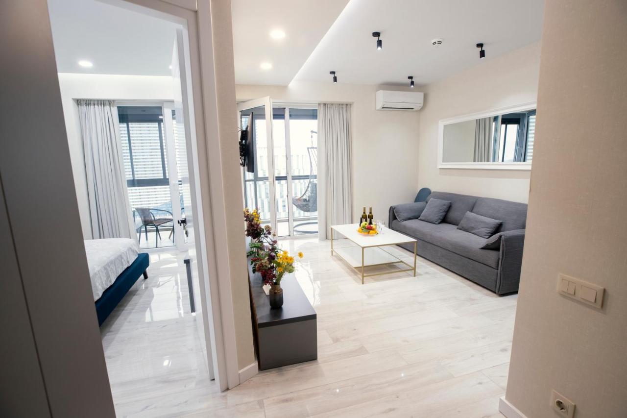 באטומי Gq Apartments On First Line מראה חיצוני תמונה